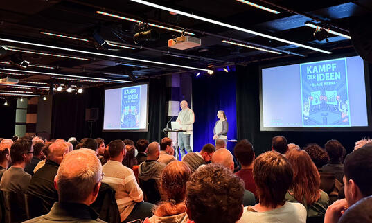 Kampf der Ideen in der Blauen Arena